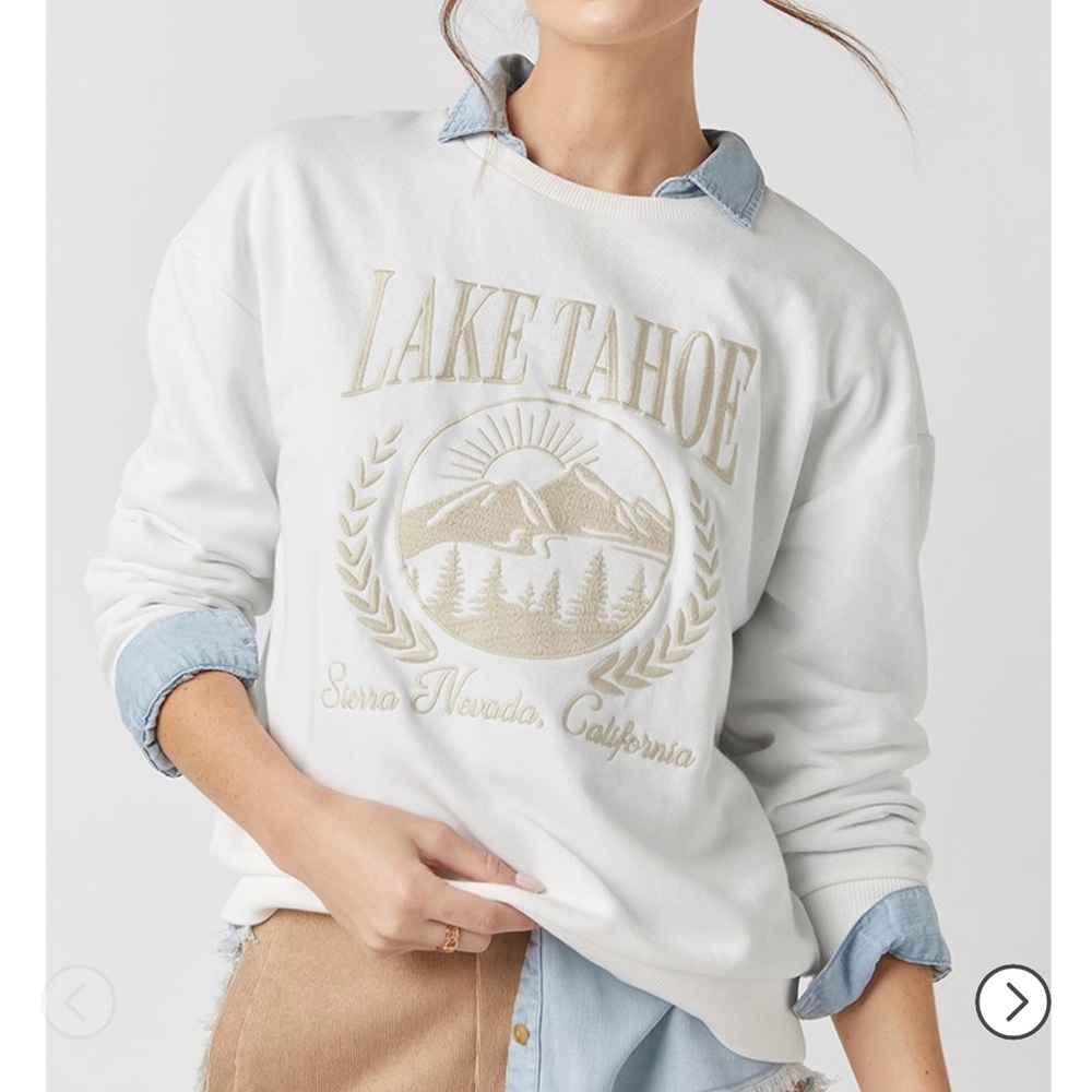 Francesca’s Collection Lake Tahoe Crewneck Sweatshirt Size Small